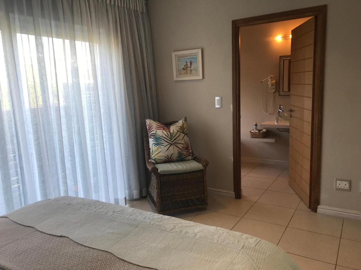 Bahari Beach House プレッテンバーグ・ベイ エクステリア 写真