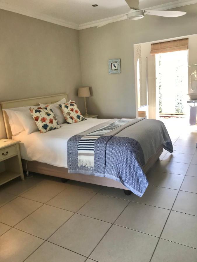 Bahari Beach House プレッテンバーグ・ベイ エクステリア 写真